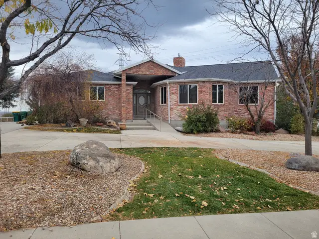 2428 W Silverpoint Way S, Bluffdale, UT 84065 - Image #1