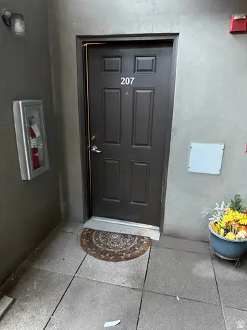 228 E 500 S #207, Salt Lake City, UT 84111 - Image #2