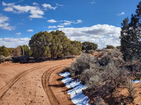 30 S 17650 W #17B, Duchesne, UT 84021