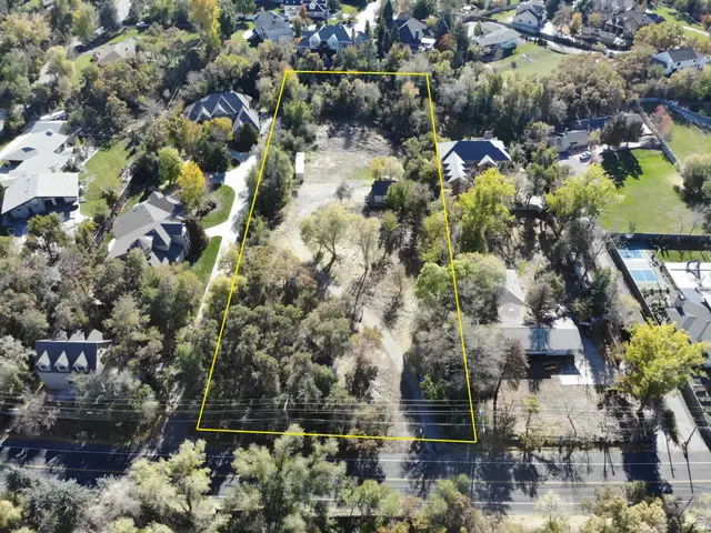 2496 E 6200 S, Holladay, UT 84121 - Image #2