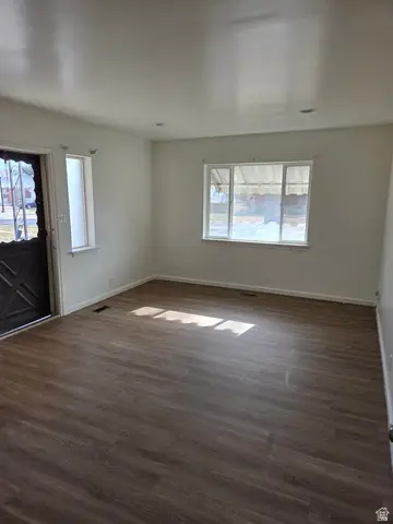 1056 W Macfarland Dr W, Salt Lake City, UT 84116 - Image #3