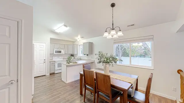 662 S 1490 W, Orem, UT 84058 - Image #2