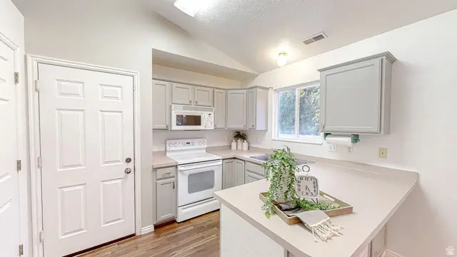 662 S 1490 W, Orem, UT 84058 - Image #3