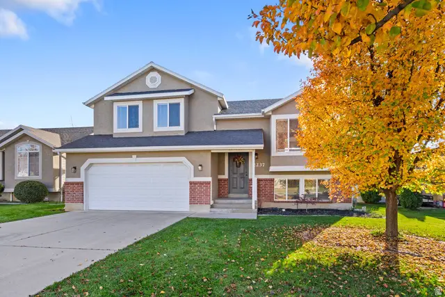 2237 W Craig Ln W, Syracuse, UT 84075 - Image #1