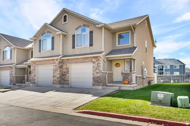 2053 Evans Cove Loop #39, Layton, UT 84041 - Image #2