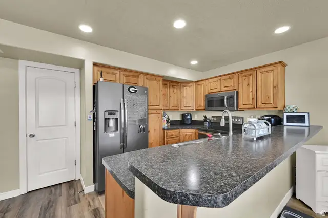 2053 Evans Cove Loop #39, Layton, UT 84041 - Image #3