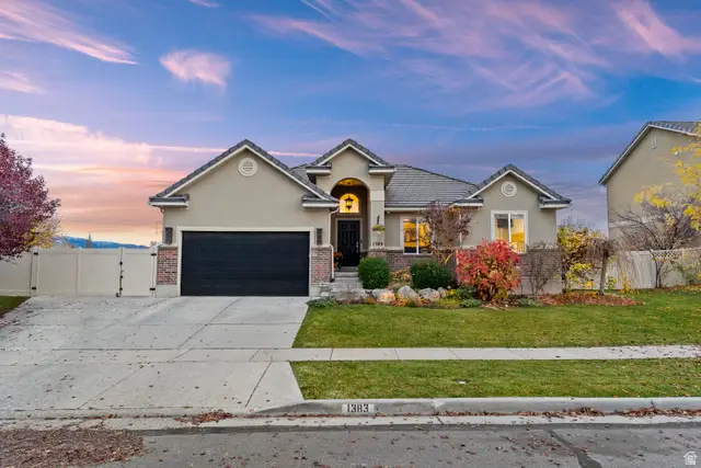 1383 W Longhorn Dr, Farmington, UT 84025 - Image #1