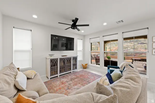 2388 E Cascada Way, Washington, UT 84780 - Image #2