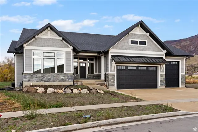 442 W Randys Ct, Farmington, UT 84025 - Image #2