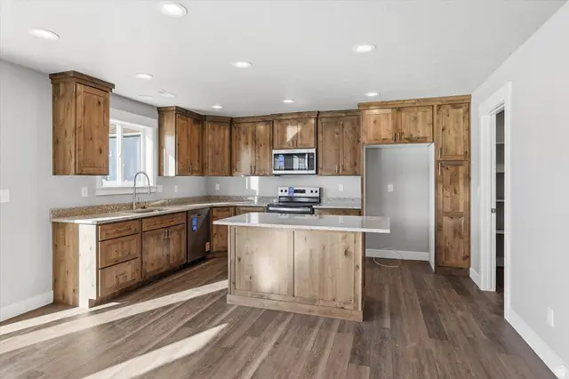 1286 S 240 W #15, Tremonton, UT 84337 - Image #3