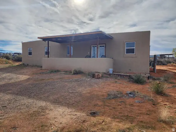 715 E Liberty Bell Ct, Big Water, UT 84741