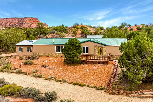 4441 E Red Cliffs Dr E, Kanab, UT 84741 - Image #1