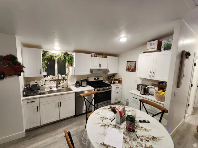 61 W Sunset Dr N, Layton, UT 84041 - Image #2