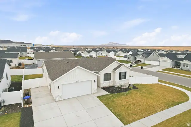 1128 W High Plains Dr, Grantsville, UT 84029 - Image #1