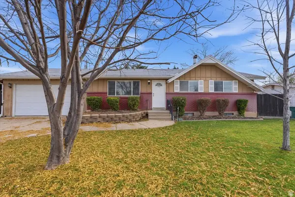 1096 N 300 W, Layton, UT 84041