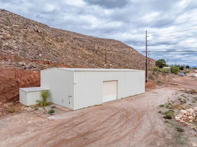 555 S Nichols Peak Rd #E, Washington, UT 84780 - Image #1