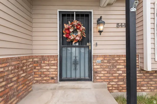 844 N 1000 W, Clinton, UT 84015 - Image #2