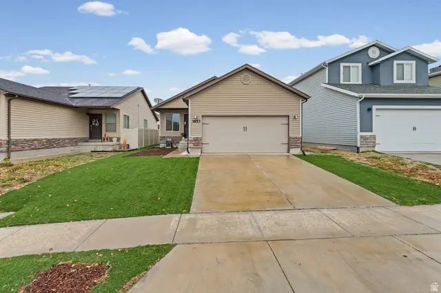 1653 E Downwater St N #410, Eagle Mountain, UT 84005 - Image #2