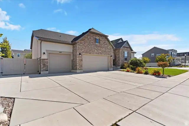 587 S 1400 W, Syracuse, UT 84075 - Image #2