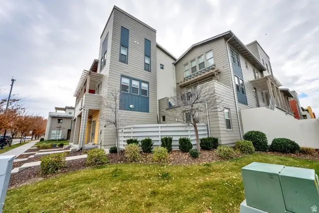 11464 S Lake Run Rd, South Jordan, UT 84009 - Image #3