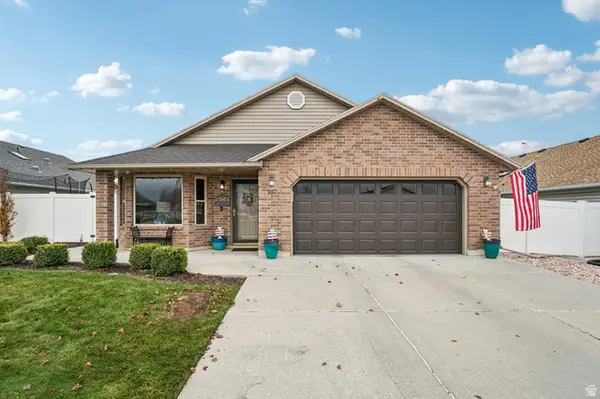 927 W 1730 N, Clinton, UT 84015