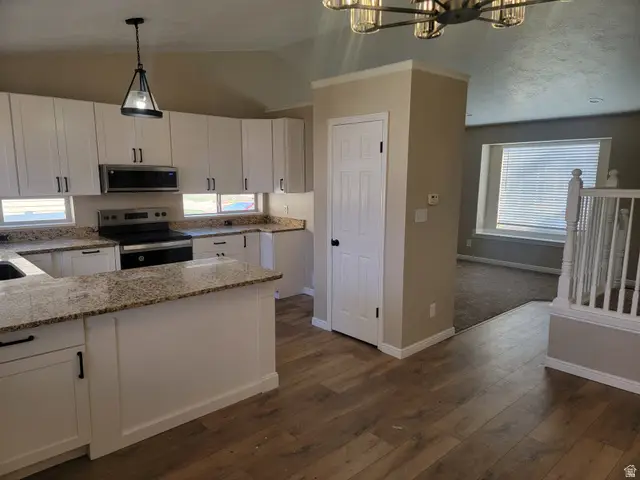 1762 S 350 E, Kaysville, UT 84037 - Image #3