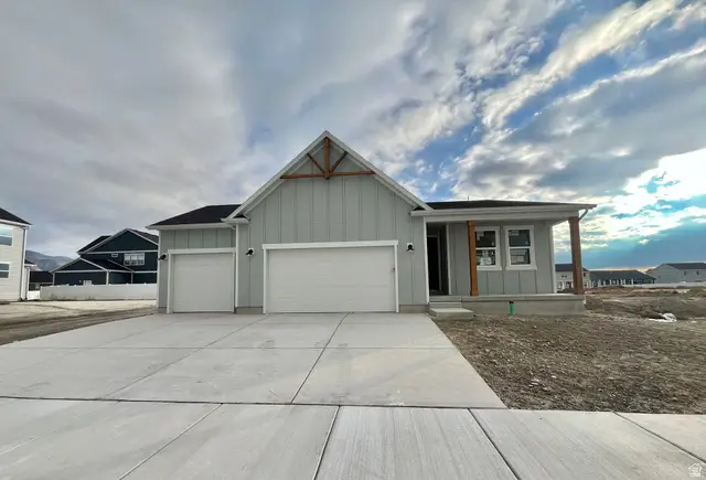 1184 E Blackfeet Dr #501, Eagle Mountain, UT 84005 - Image #1