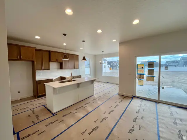 1184 E Blackfeet Dr #501, Eagle Mountain, UT 84005 - Image #2