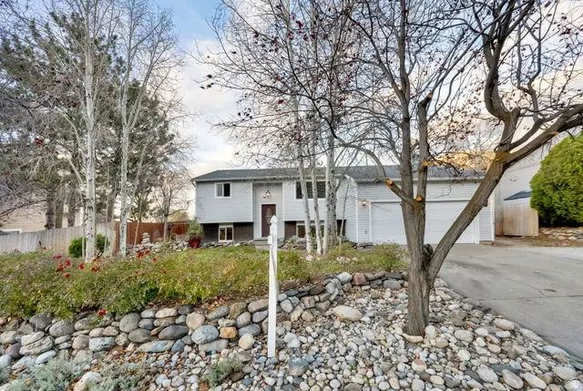 3217 E Nutree Dr, Cottonwood Heights, UT 84121 - Image #3
