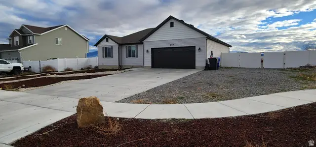 243 W Cowdery Dr, Grantsville, UT 84029 - Image #3