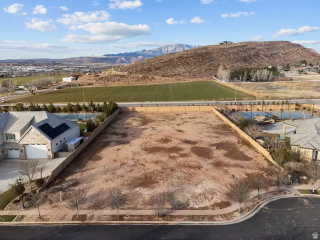 387 E Chateau Meadows Cir, Washington, UT 84780 - Image #1