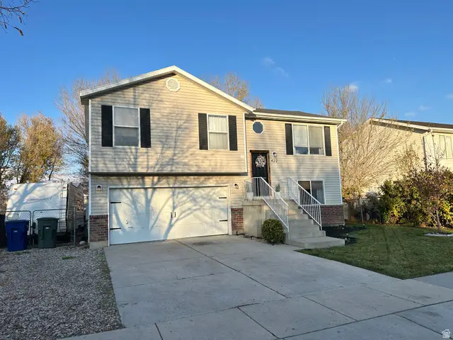 422 W Meadowbrook Dr, Ogden, UT 84404 - Image #2