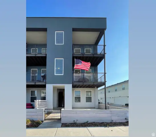 5261 W Bowstring Way S, South Jordan, UT 84009 - Image #2