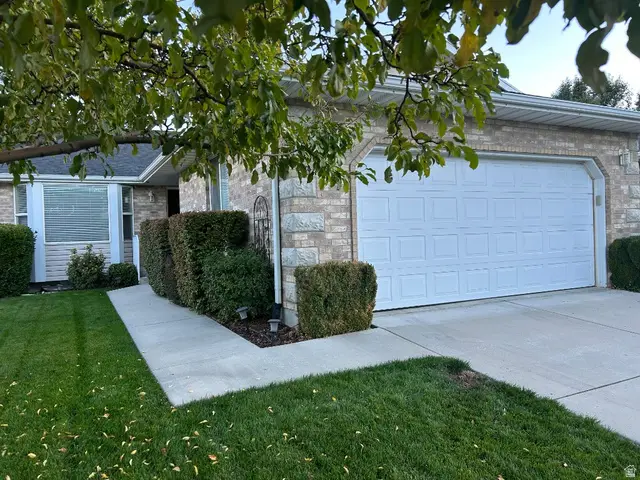 134 W Hidden Hollow Cir, Orem, UT 84058 - Image #2