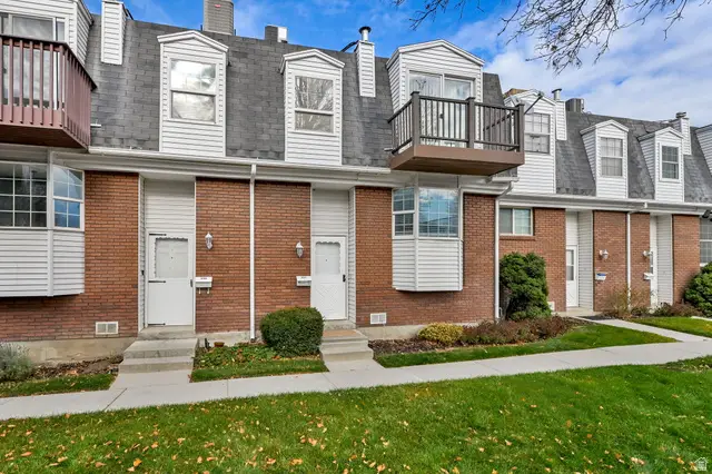 651 E Williamsburg Cir S, Sandy, UT 84070 - Image #2