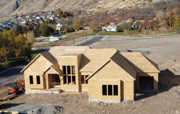 2213 E 850 S, Springville, UT 84663