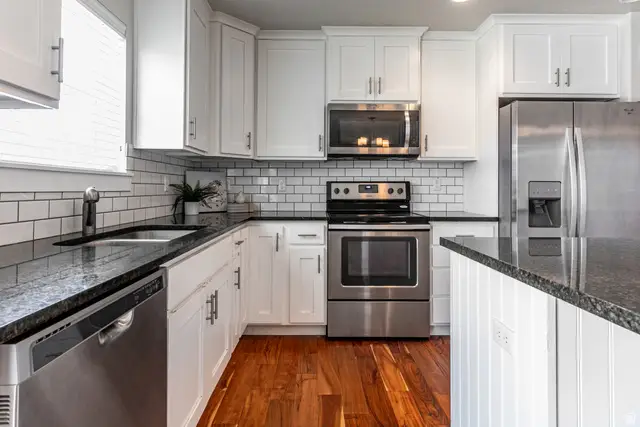 68 E Zinfandel Ln, Vineyard, UT 84059 - Image #3