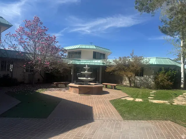 2790 E Lancaster Dr S, Salt Lake City, UT 84108 - Image #1