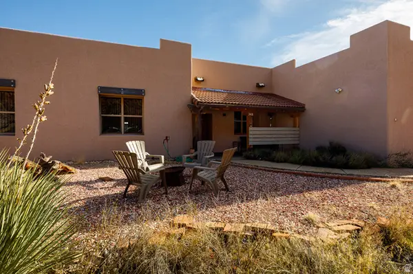 348 N Gunsmoke Pass, Kanab, UT 84741