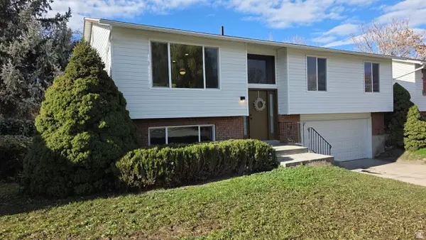 833 N Starcrest Dr, Salt Lake City, UT 84116