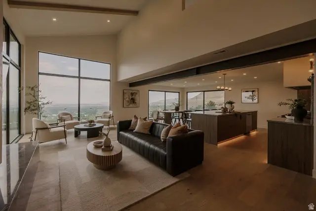 2244 S Lakeline Cir, Salt Lake City, UT 84109 - Image #2