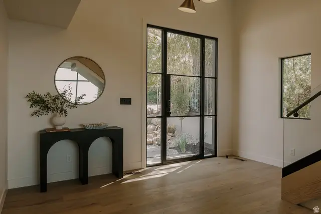 2244 S Lakeline Cir, Salt Lake City, UT 84109 - Image #3