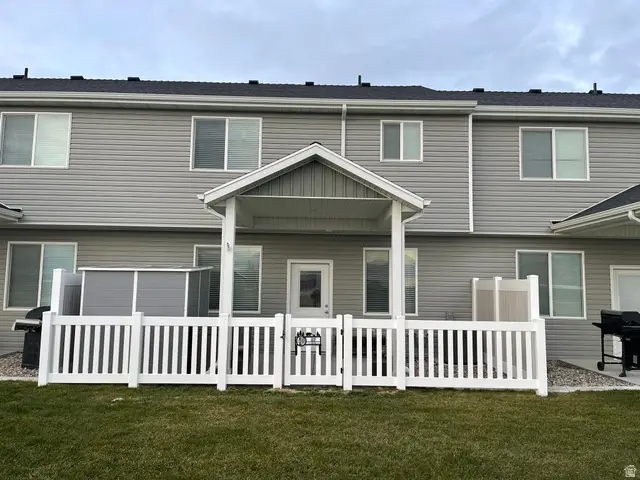 47 Cedar Ln, Malad City, ID 83252 - Image #2