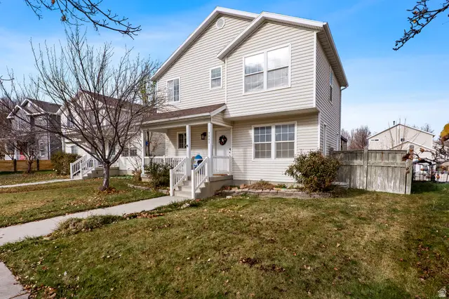 7841 N Saddleback Dr, Eagle Mountain, UT 84005 - Image #2