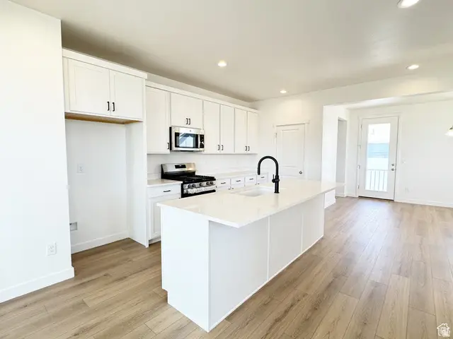 6642 W 11800 S, South Jordan, UT 84009 - Image #2