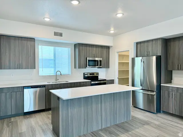 2351 W James Way #F23, West Haven, UT 84401 - Image #1