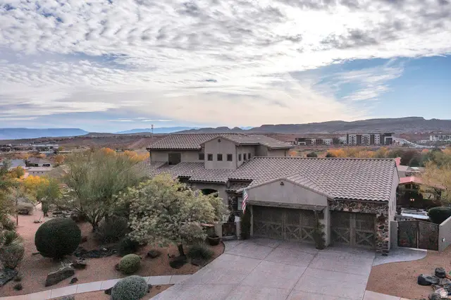 996 Homestead Cir, Saint George, UT 84770 - Image #2