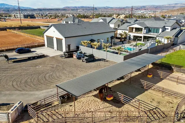 646 E Pine St, Washington, UT 84780 - Image #2