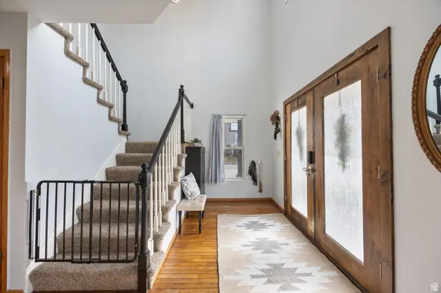 2111 Glacier View Dr, Sandy, UT 84092 - Image #3