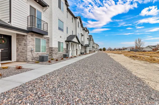 3894 N Cougar Ln, Eagle Mountain, UT 84005 - Image #2